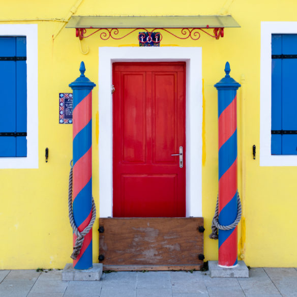 Will First Sight Of Your Front Door “Colour” A Buyer’s Entire House Viewing?